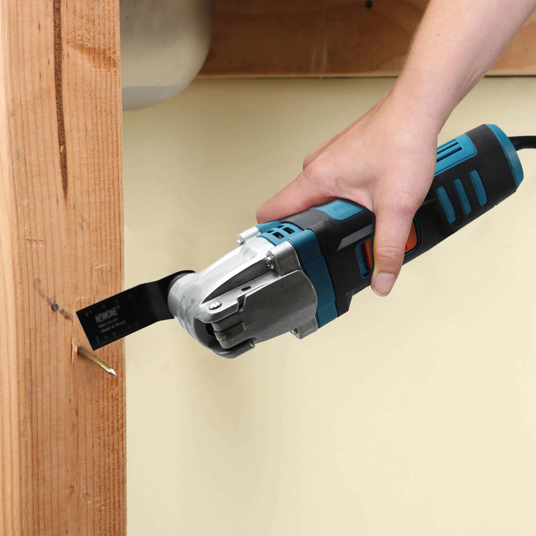600W Quick-Change Oscillating Multi-Tool – 120V/230V Electric Saw